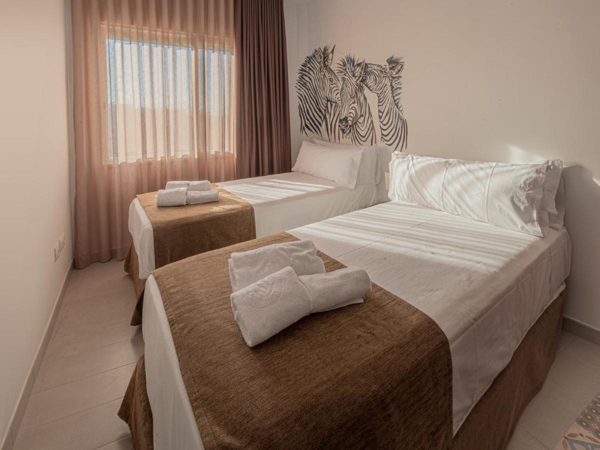 Las Cebras Apartamentos Turisticos 贝尼卡洛 外观 照片