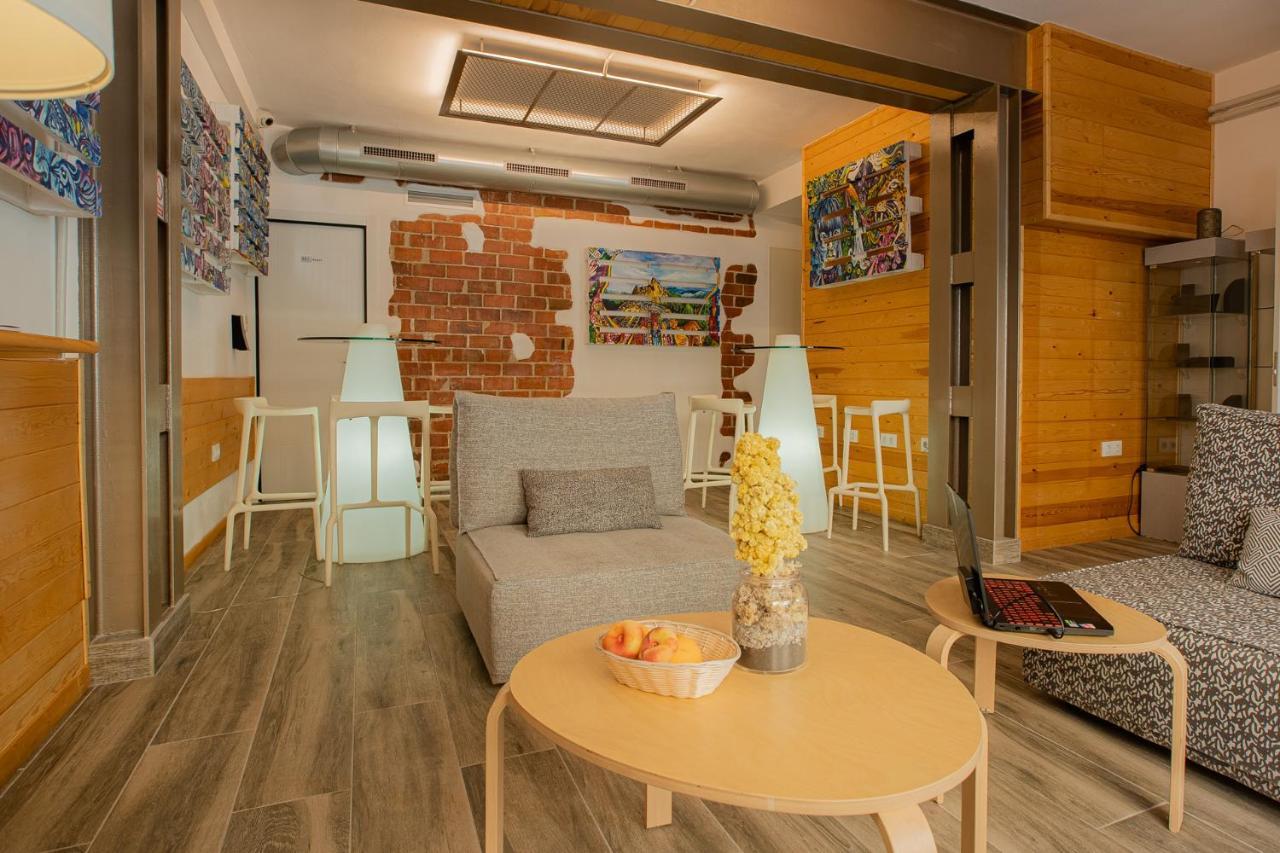 Las Cebras Apartamentos Turisticos 贝尼卡洛 外观 照片